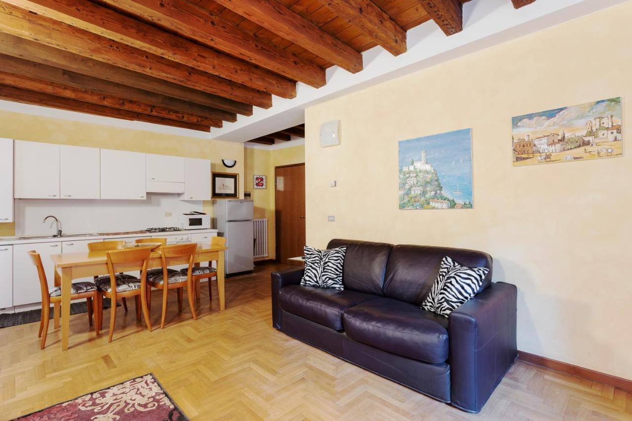 Città Antica Charming Flat Verona Exterior foto
